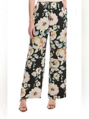NWOT CAbi Zelda Pant